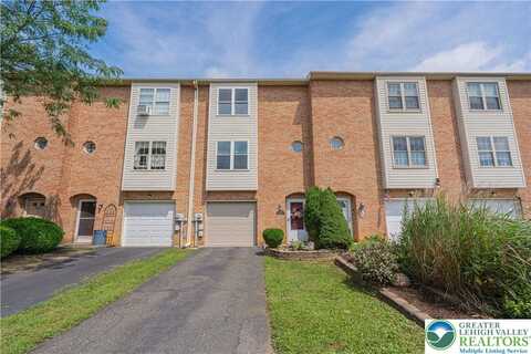 325 W 2nd Street, Alburtis Boro, PA 18011