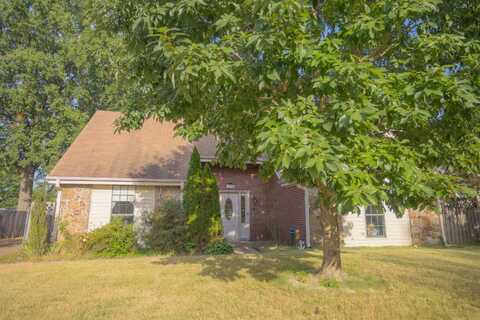 2974 CROWELL, Bartlett, TN 38133