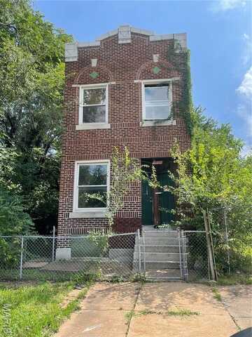 1926 Sullivan Avenue, Saint Louis, MO 63107