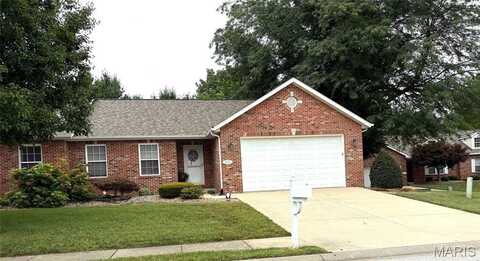 1670 Lakepointe Estates Drive, O'Fallon, IL 62269
