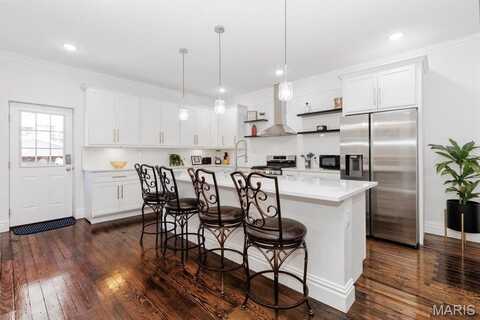 3468 Giles Avenue, Saint Louis, MO 63116