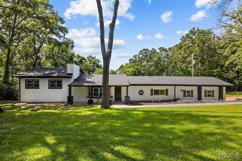 1655 Valley Park Road, Fenton, MO 63026