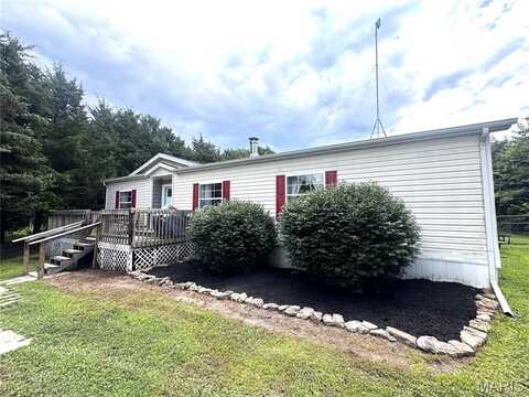 110 N Davis Hollow Road, Richland, MO 65556
