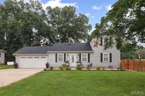 425 E Haller Drive, East Alton, IL 62024