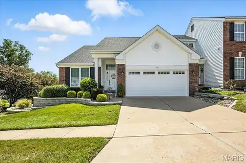 500 Hilltop Townes Drive, Eureka, MO 63025