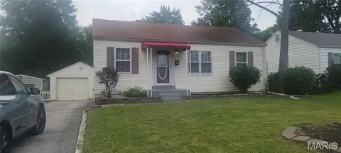 95 Derhake, Florissant, MO 63031