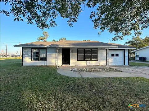 Sandra, EDNA, TX 77957