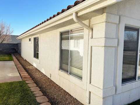 W Canyon View Dr, Saint George, UT 84770