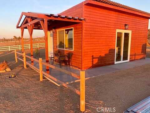 Laramie St, Apple Valley, CA 92308