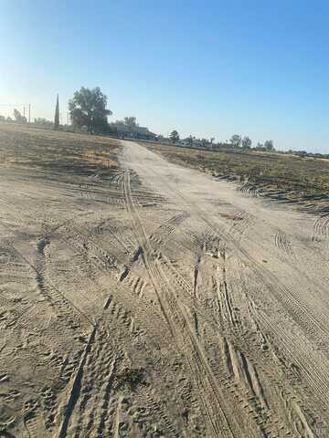 Patterson Ave, Corcoran, CA 93212