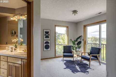 Center, OREGON CITY, OR 97045