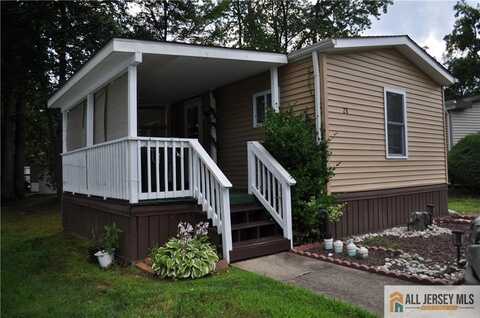 28 Dickens Road, North Brunswick, NJ 08902