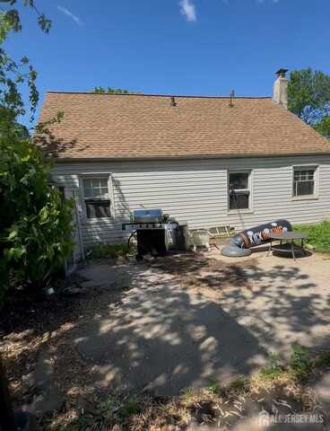 11 N Randolphville Road N, Piscataway, NJ 08854