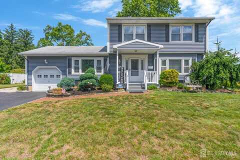 32 Dogwood Drive, Middlesex, NJ 08846