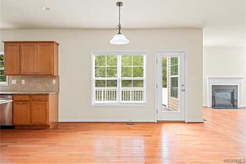 Cabretta, MOSELEY, VA 23120