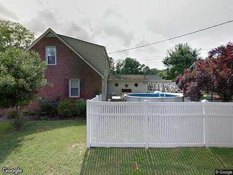 Gilbert, HOPEWELL, VA 23860
