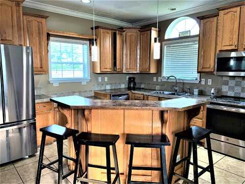 Gilford, WIRTZ, VA 24184