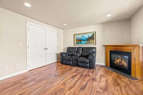 Daniel Duke, BEND, OR 97701