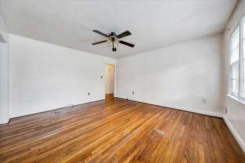 Meadowbrook, ROANOKE, VA 24017