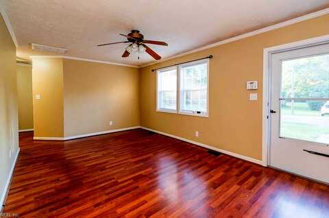 Bayberry, HAMPTON, VA 23669