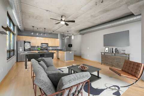 4Th, MINNEAPOLIS, MN 55401