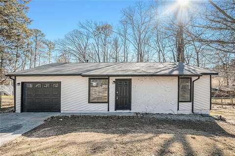 Lester, LAWRENCEVILLE, GA 30044