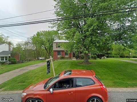 Oak Park, BETHEL PARK, PA 15102