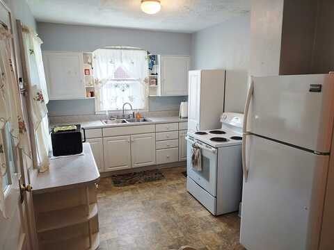 North, WYTHEVILLE, VA 24382