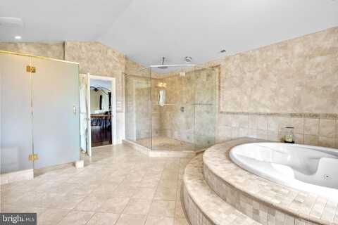 Lorimer, HUNTINGDON VALLEY, PA 19006