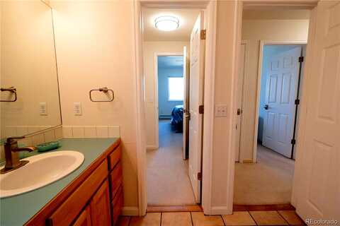 Las Lunas, CASTLE ROCK, CO 80104