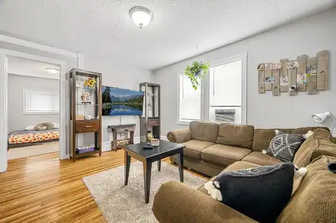 Edmund, SAINT PAUL, MN 55104