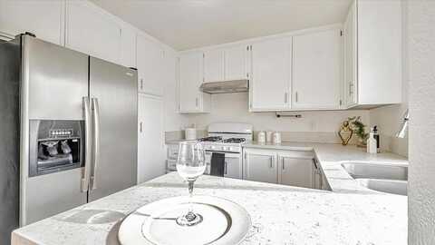 Village Circle, TEMPLE CITY, CA 91780