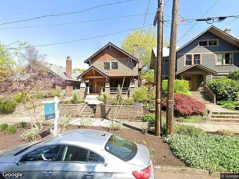 21St, PORTLAND, OR 97212