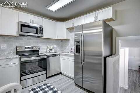 Carlsbad, COLORADO SPRINGS, CO 80910