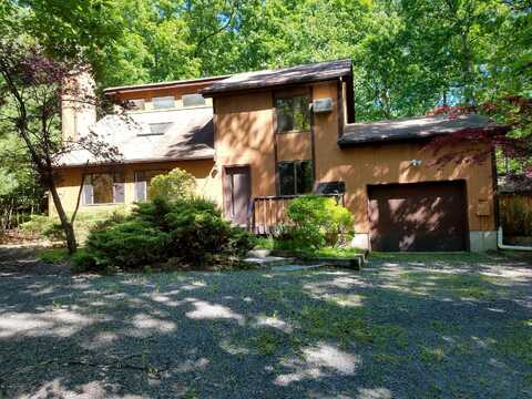 Ravenhill, TAMIMENT, PA 18371