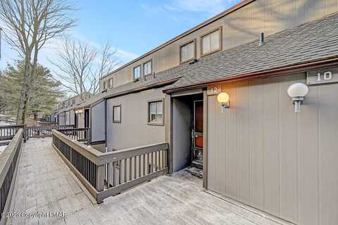 Middle Village, TANNERSVILLE, PA 18372