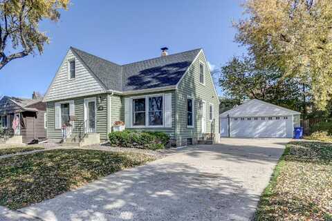 Bowdoin, SAINT PAUL, MN 55116