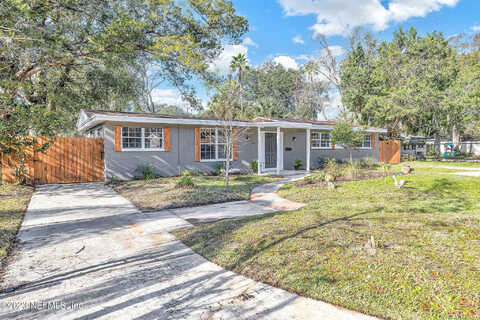 Santillo, JACKSONVILLE, FL 32217