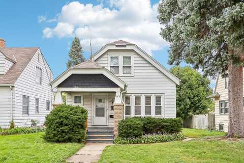 Girard, MILWAUKEE, WI 53210
