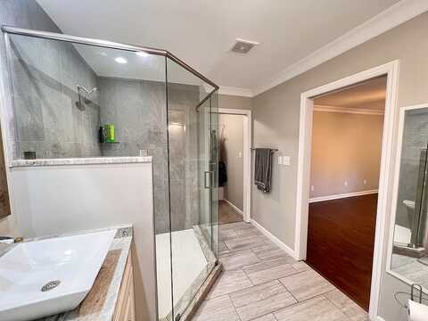 Howell Brook, VALDOSTA, GA 31602