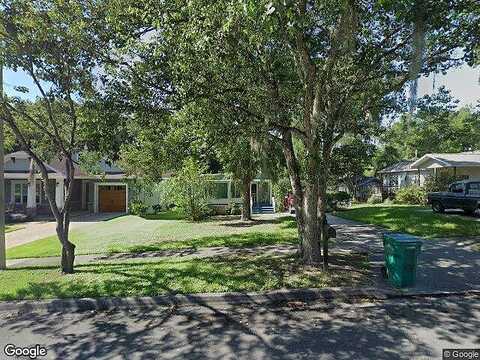 10Th, MOUNT DORA, FL 32757