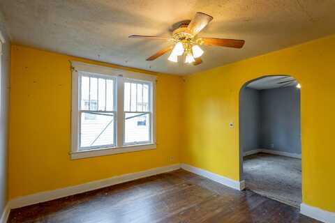 Charlotte, WAYNESBORO, VA 22980