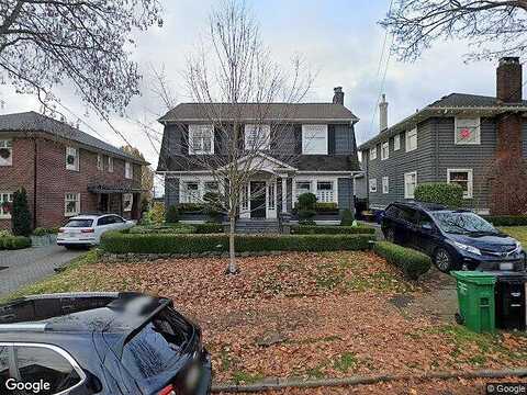 Bigelow, SEATTLE, WA 98109