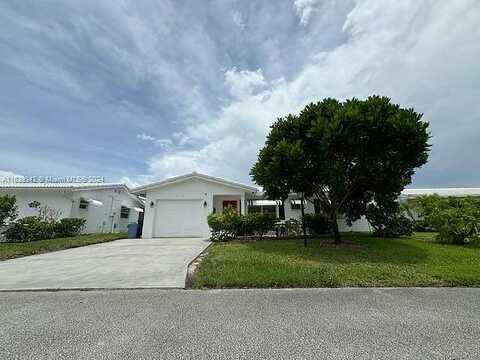 13Th, BOYNTON BEACH, FL 33426