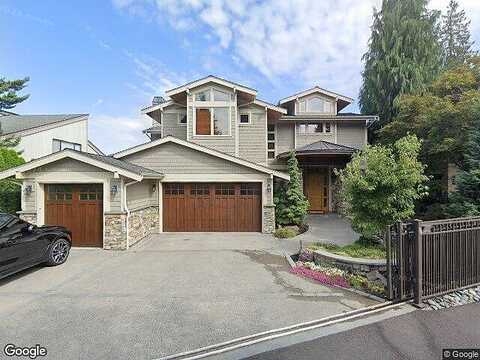 42Nd, ISSAQUAH, WA 98027