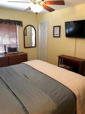 Loch Berry, WINTER PARK, FL 32789
