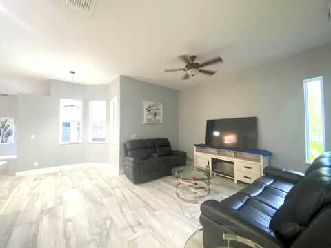 72Nd, LOXAHATCHEE, FL 33470