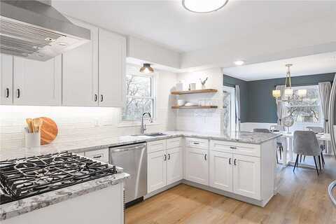 Highwood, MINNETONKA, MN 55345