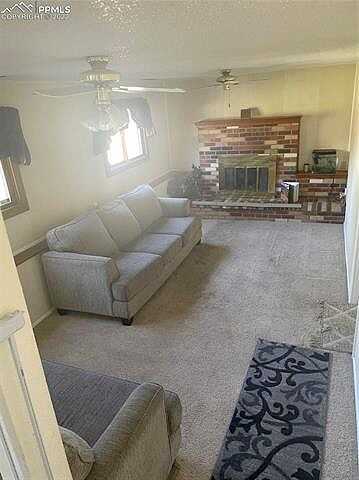 Peterson, COLORADO SPRINGS, CO 80915