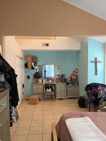 Thayer Pease, HORIZON CITY, TX 79928